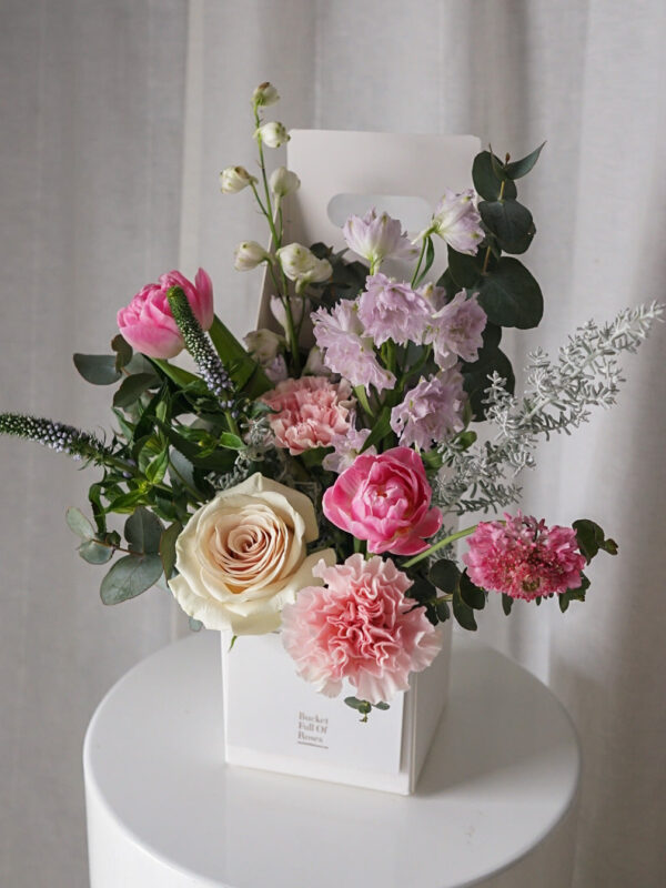 Mini Handcarry Bouquet - Grace